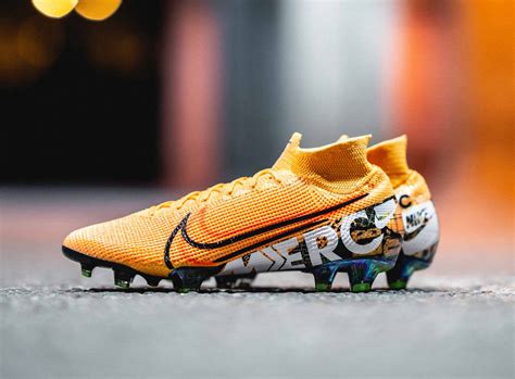 nike mercurial weiß orange on feet|Nike mercurial orange boots.